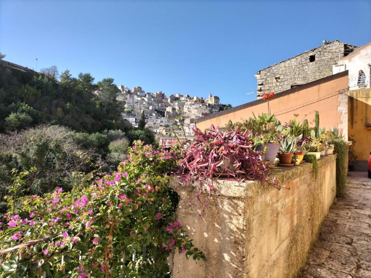 La Casa Di Sveva Apartamento Ragusa Exterior foto
