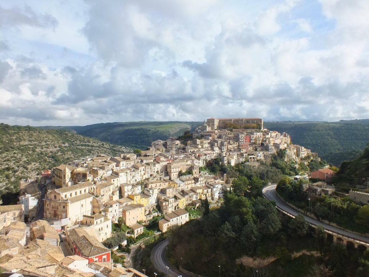 La Casa Di Sveva Apartamento Ragusa Exterior foto
